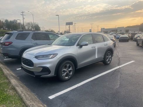 New 2026 Honda HR-V LX image 1