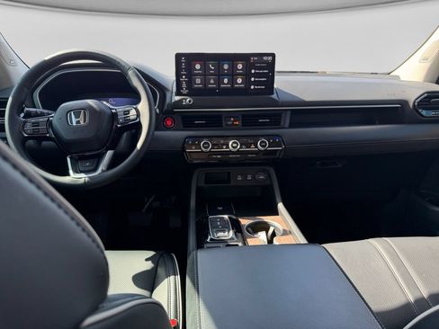 Used 2026 Honda Pilot Elite image 15