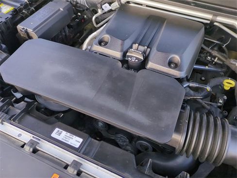 Certified 2023 Chevrolet Colorado Z71 w/ Z71 Convenience Package 2 image 29