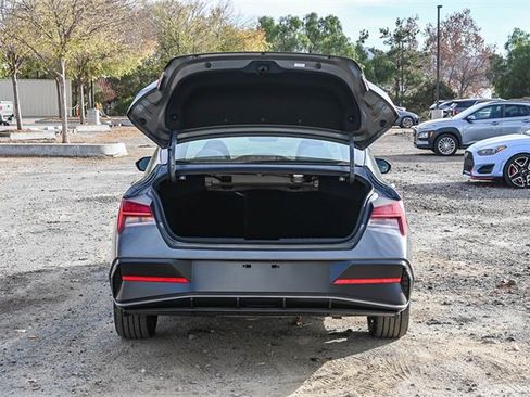 New 2026 Hyundai Elantra Limited image 12