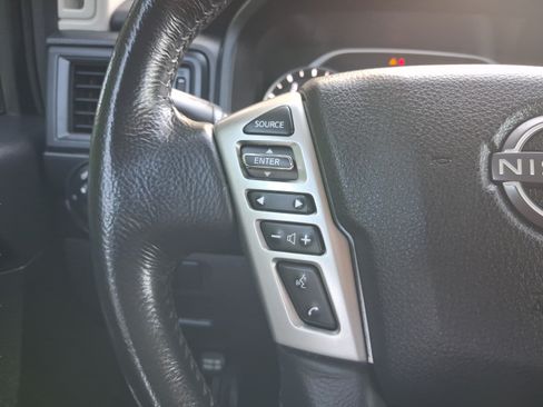 Used 2024 Nissan Titan SV w/ SV Convenience Package AWD/4WD image 19