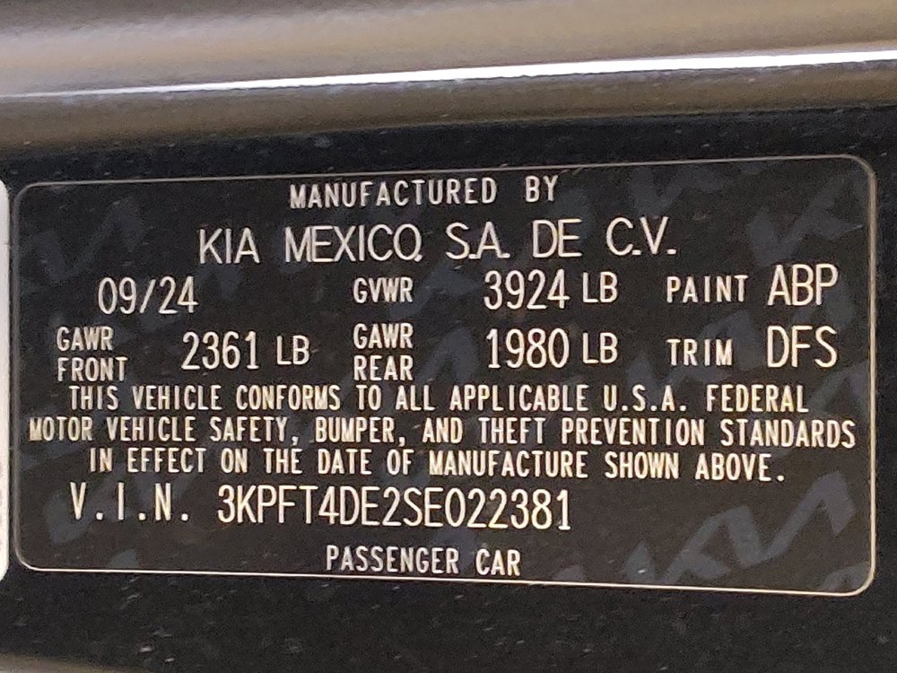 Used 2025 Kia K4 FWD image 33
