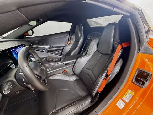 Used 2024 Chevrolet Corvette Stingray Convertible image 22