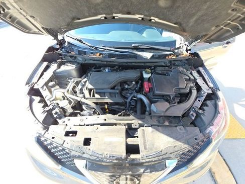 Used 2018 Nissan Rogue Sport SL w/ SL Premium Package image 28