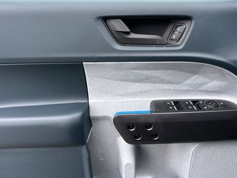 New 2026 Ford Maverick XLT image 10