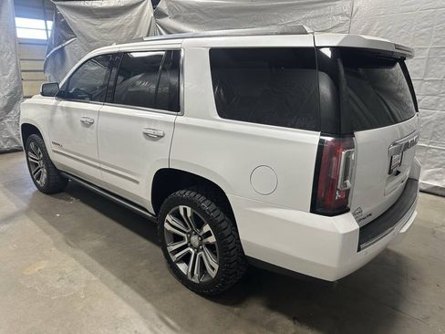 Used 2019 GMC Yukon Denali w/ Denali Ultimate Package AWD/4WD image 4