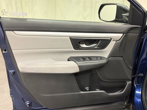 Used 2020 Honda CR-V LX image 24