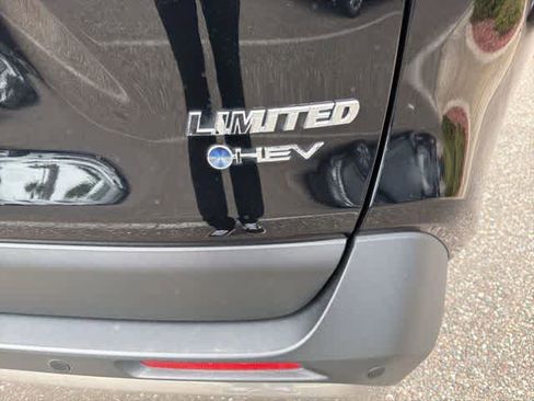 Used 2025 Toyota RAV4 Limited w/ Advanced Technology Package image 13