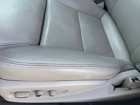 Used 2013 Cadillac XTS Luxury FWD image 6
