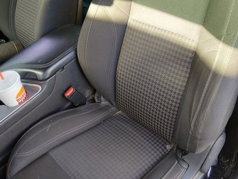 Used 2019 Dodge Challenger SXT w/ Cold Weather Group image 5