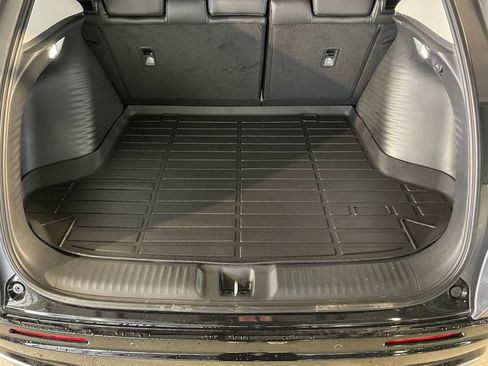 Used 2025 Honda HR-V EX-L image 11