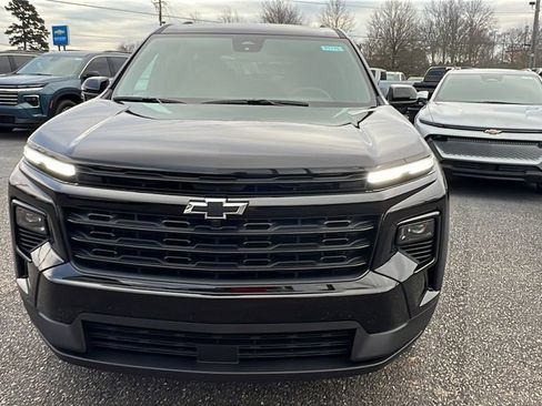 New 2026 Chevrolet Traverse LT image 2