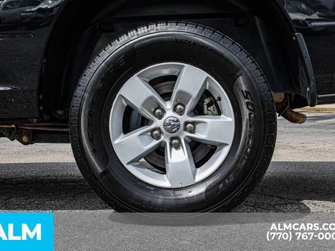 Used 2024 RAM 1500 Classic SLT AWD/4WD image 16