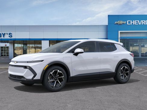 New 2026 Chevrolet Equinox EV LT AWD/4WD image 2