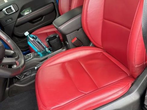 Used 2024 Jeep Wrangler Unlimited Rubicon 392 image 10