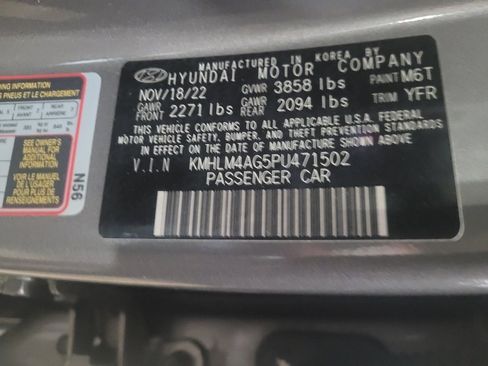 Used 2023 Hyundai Elantra SEL image 33