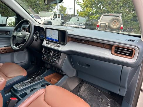 Used 2024 Ford Maverick Lariat image 26