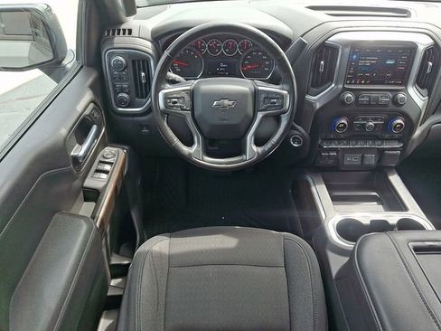 Used 2020 Chevrolet Silverado 1500 RST image 11