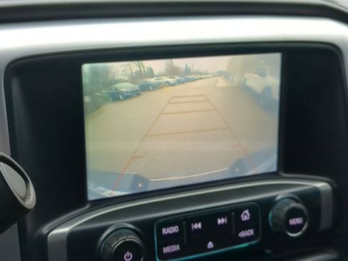 Used 2018 GMC Sierra 1500 SLE w/ SLE Value Package image 34