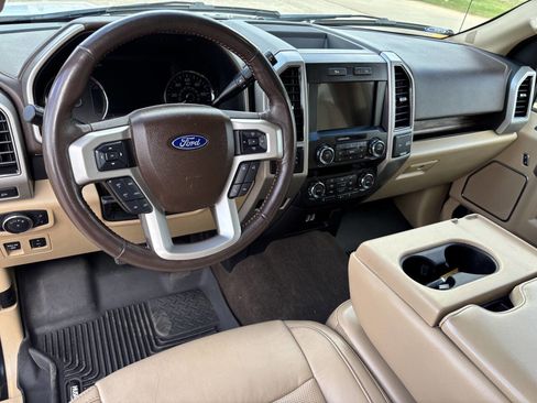 Used 2019 Ford F150 Lariat image 21