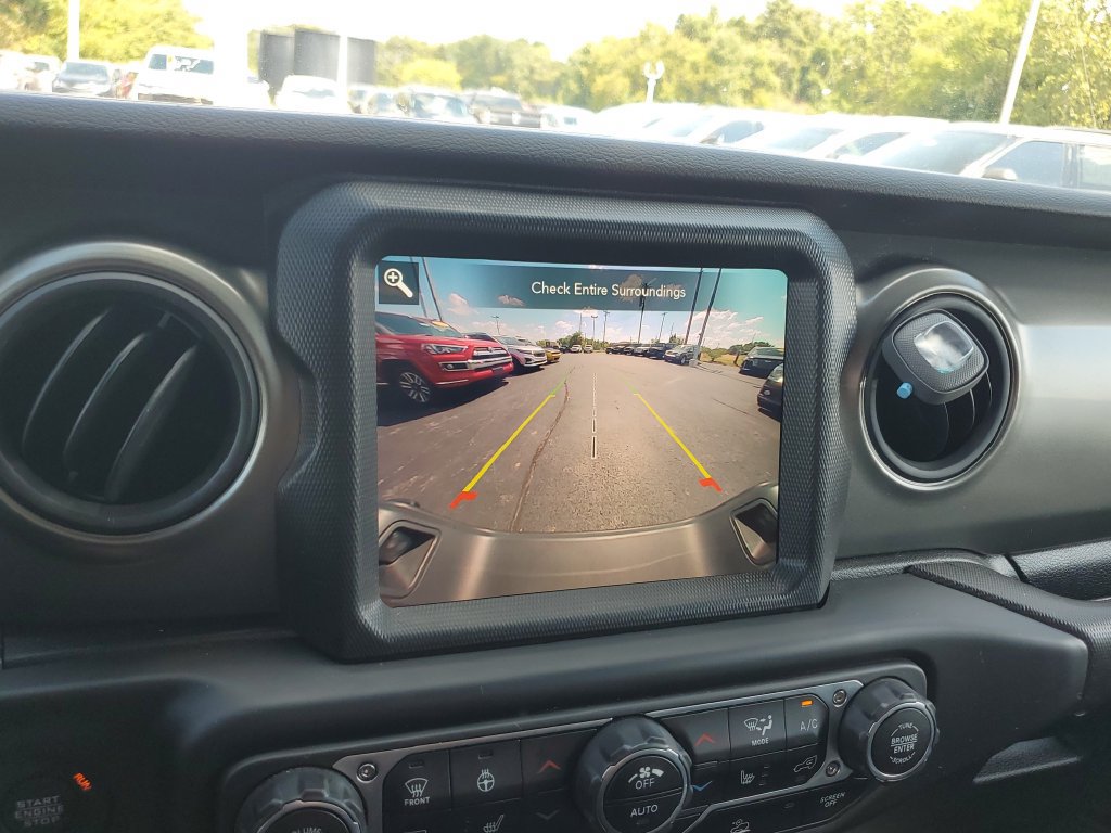 Certified 2023 Jeep Gladiator Sport AWD/4WD image 25