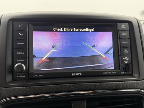 Used 2020 Dodge Grand Caravan SE image 31