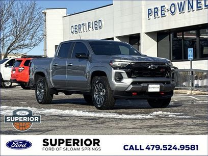 Used 2024 Chevrolet Colorado Z71 w/ Z71 Convenience Package 2