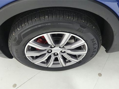 Used 2021 Cadillac XT4 Sport w/ Cold Weather Package image 37