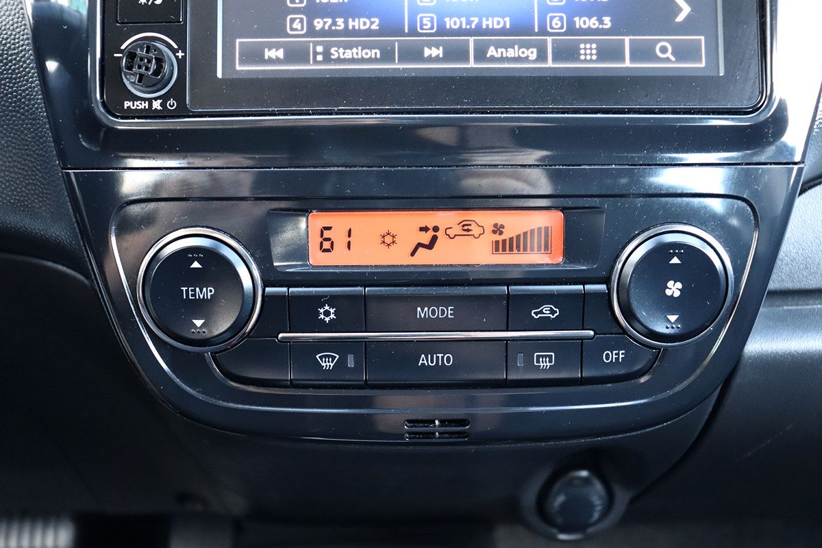 Used 2024 Mitsubishi Mirage ES FWD image 31