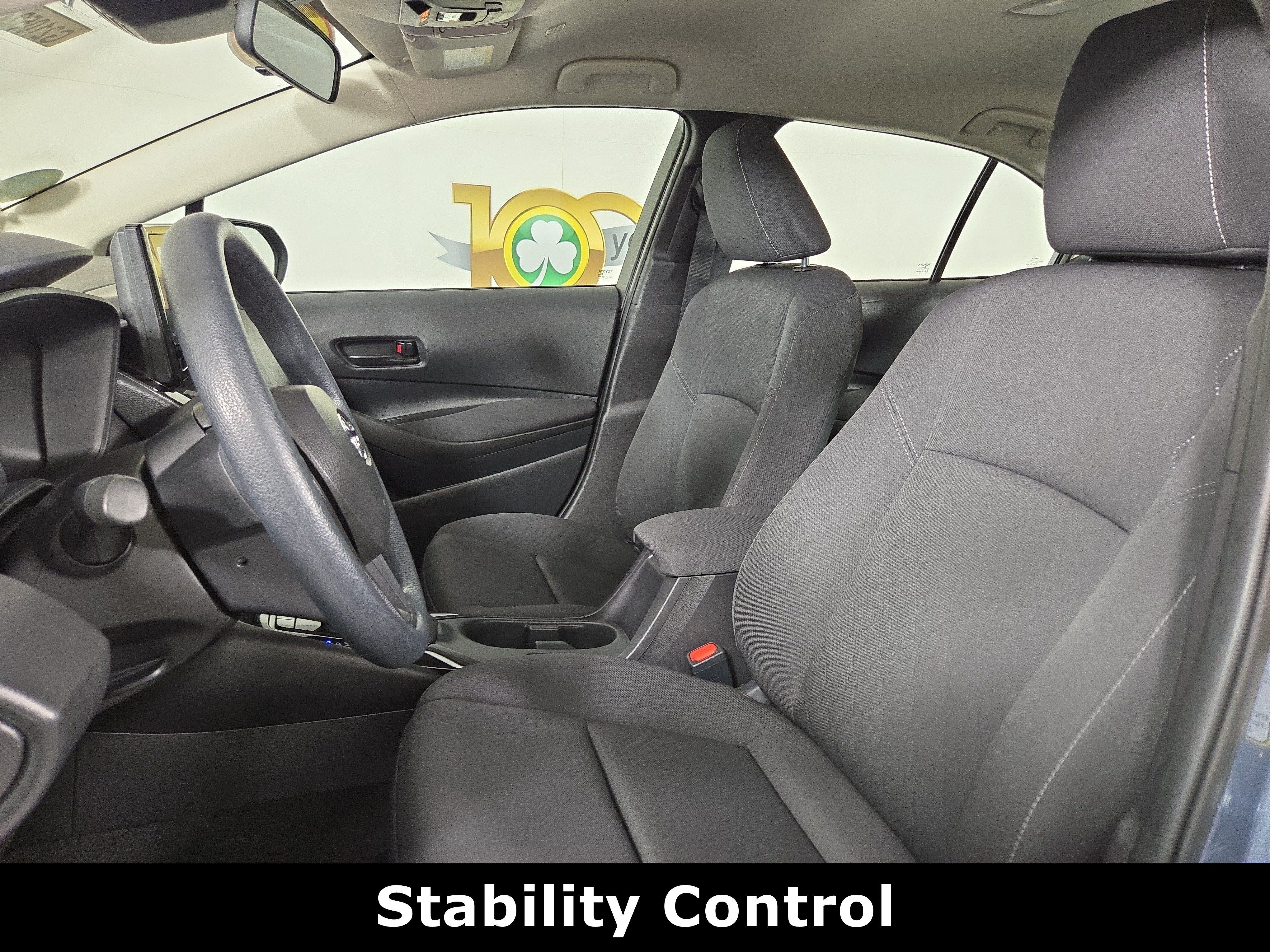 Used 2025 Toyota Corolla LE FWD image 11