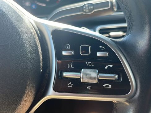 Used 2021 Mercedes-Benz GLE 350 4MATIC image 30