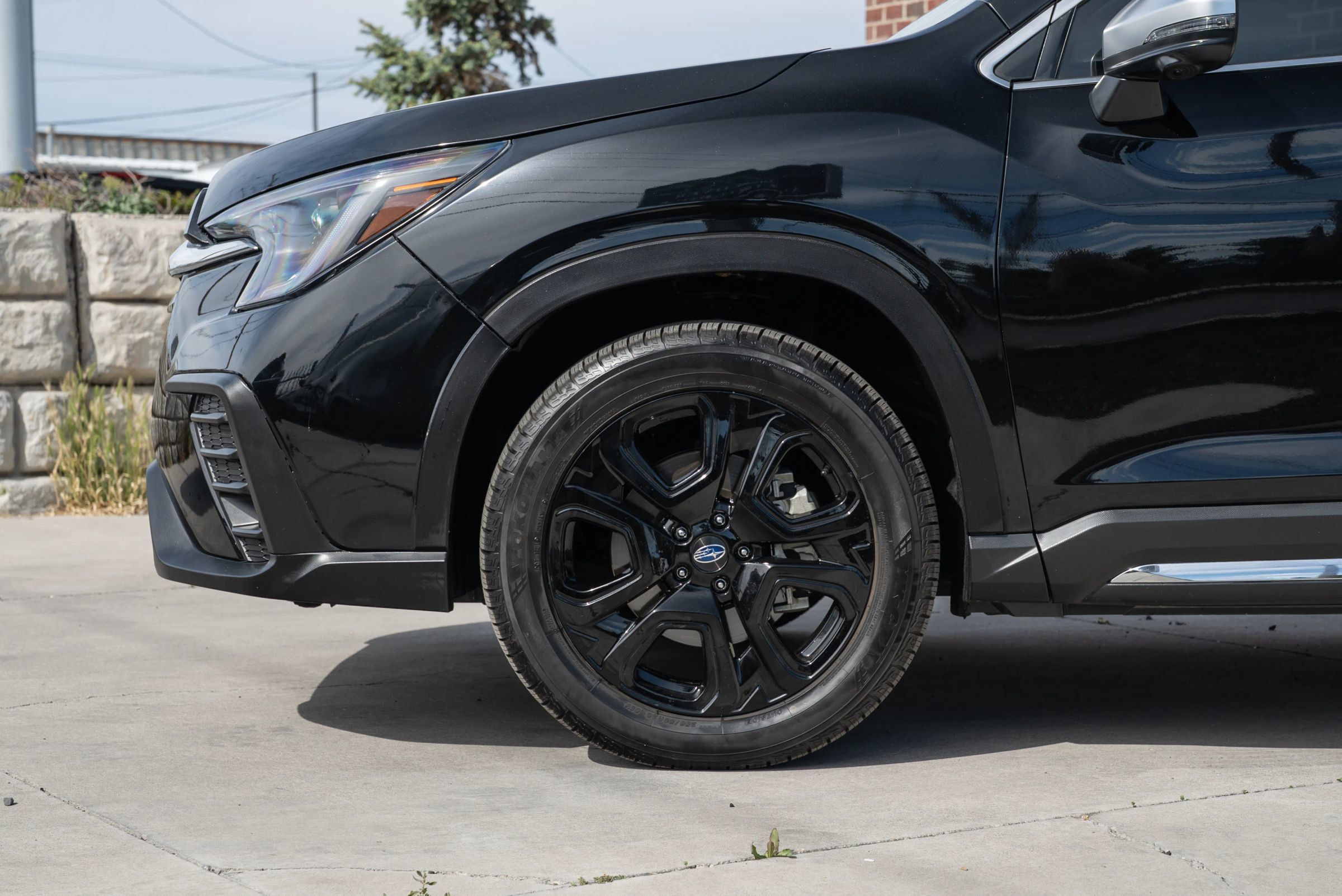 Used 2023 Subaru Ascent Touring AWD/4WD image 4