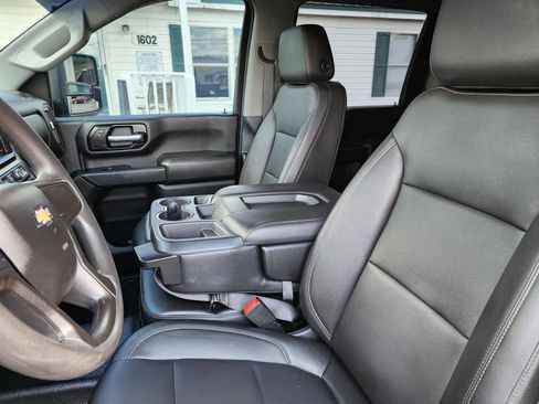 Used 2020 Chevrolet Silverado 3500 W/T w/ WT Convenience Package image 9
