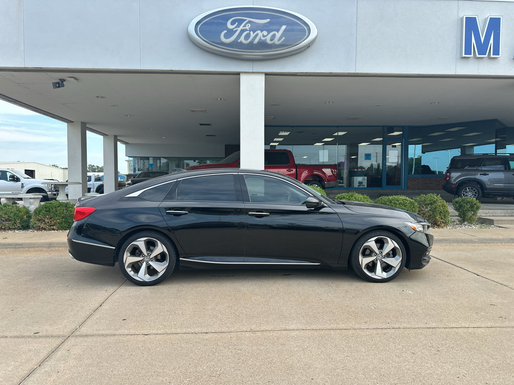 Used 2018 Honda Accord Touring image 12