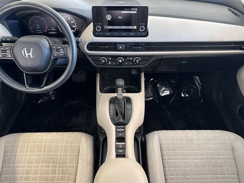 Used 2023 Honda HR-V LX image 12