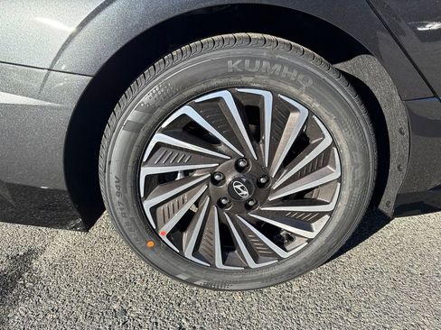 New 2026 Hyundai Sonata Limited image 14