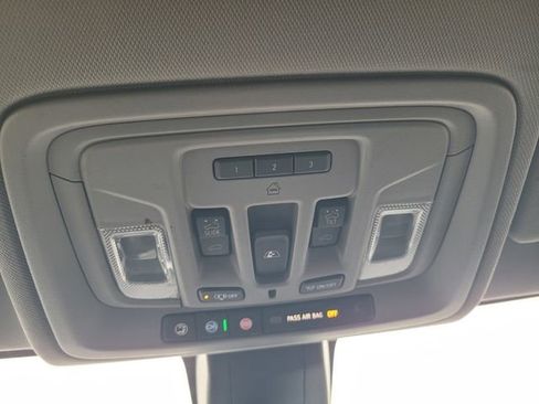 Used 2019 GMC Sierra 1500 SLT w/ SLT Premium Plus Package image 22