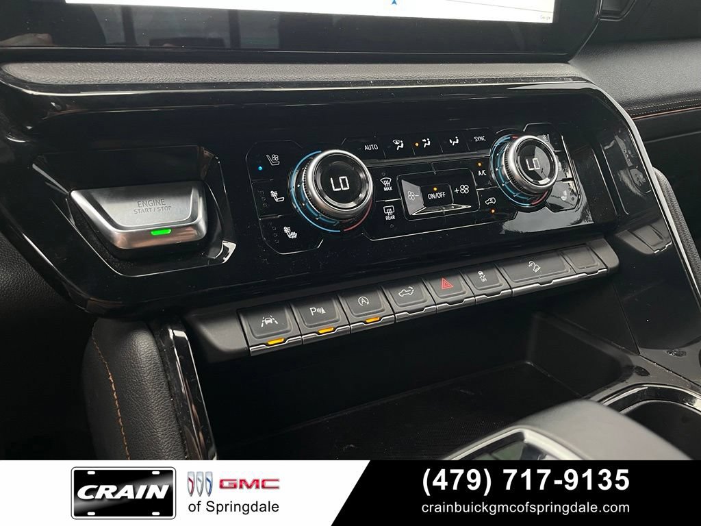 Used 2025 GMC Sierra 1500 AT4 w/ AT4 Premium Package AWD/4WD image 18