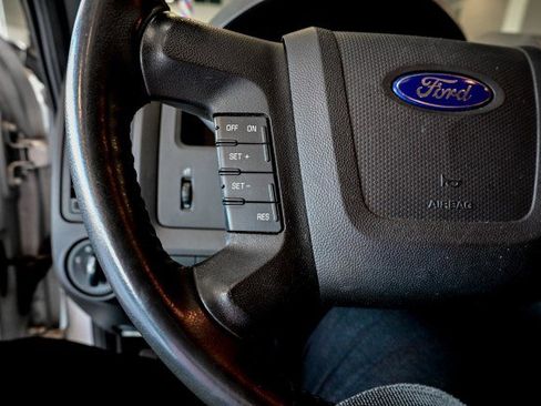 Used 2011 Ford Escape XLT w/ 203A Rapid Spec Order Code AWD/4WD image 33