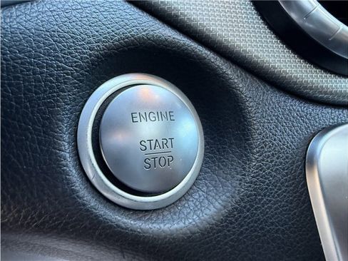 Used 2019 Mercedes-Benz CLA 250 image 38