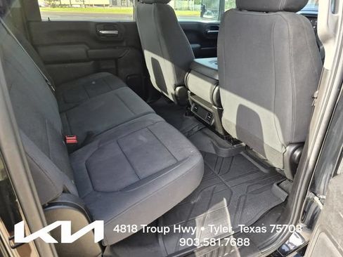 Used 2021 Chevrolet Silverado 2500 Custom w/ Custom Value Package AWD/4WD image 17