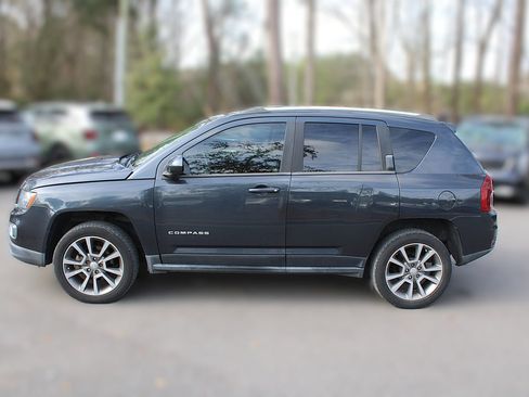 Used 2015 Jeep Compass Limited w/ Sun/Sound Group image 5