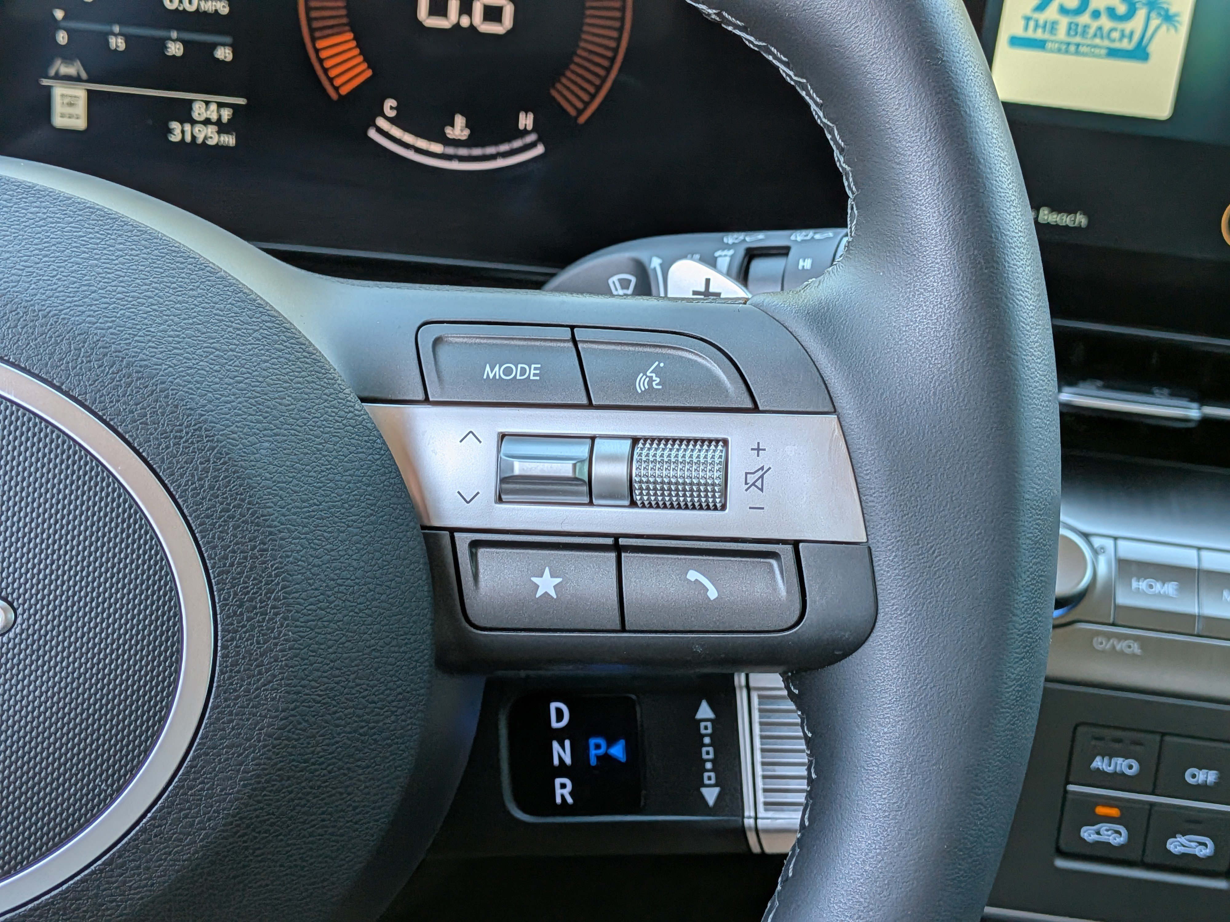 Used 2026 Hyundai Kona SEL Premium FWD image 25