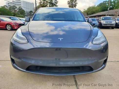 Used 2020 Tesla Model Y Long Range image 13
