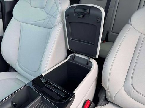 New 2026 Hyundai Tucson SEL image 18