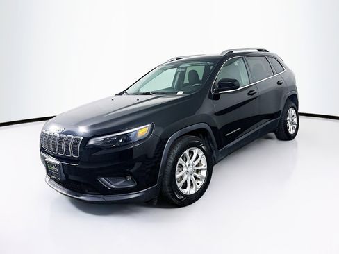 Used 2019 Jeep Cherokee Latitude w/ Popular Appearance Group image 3