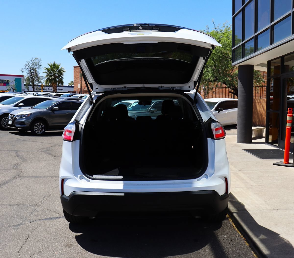 Used 2021 Ford Edge SE FWD image 22