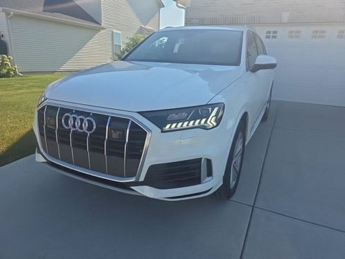 Used 2023 Audi Q7 3.0T Premium Plus w/ Premium Plus Package AWD/4WD image 15