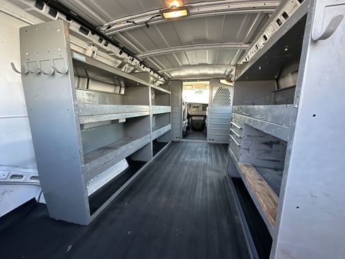 Used 2013 GMC Savana 2500 w/ Power Package image 23