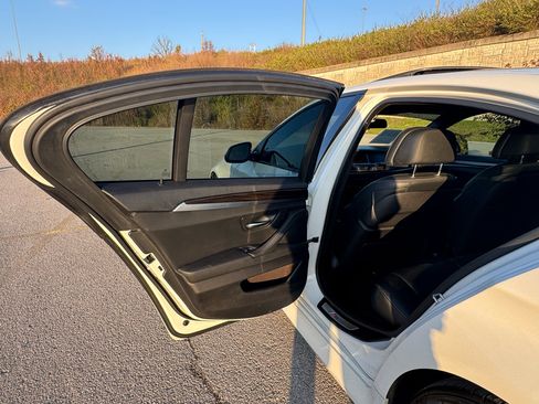 Used 2016 BMW 535i xDrive Sedan image 47